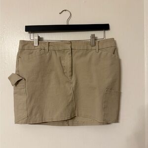 Mini tan cargo skirt